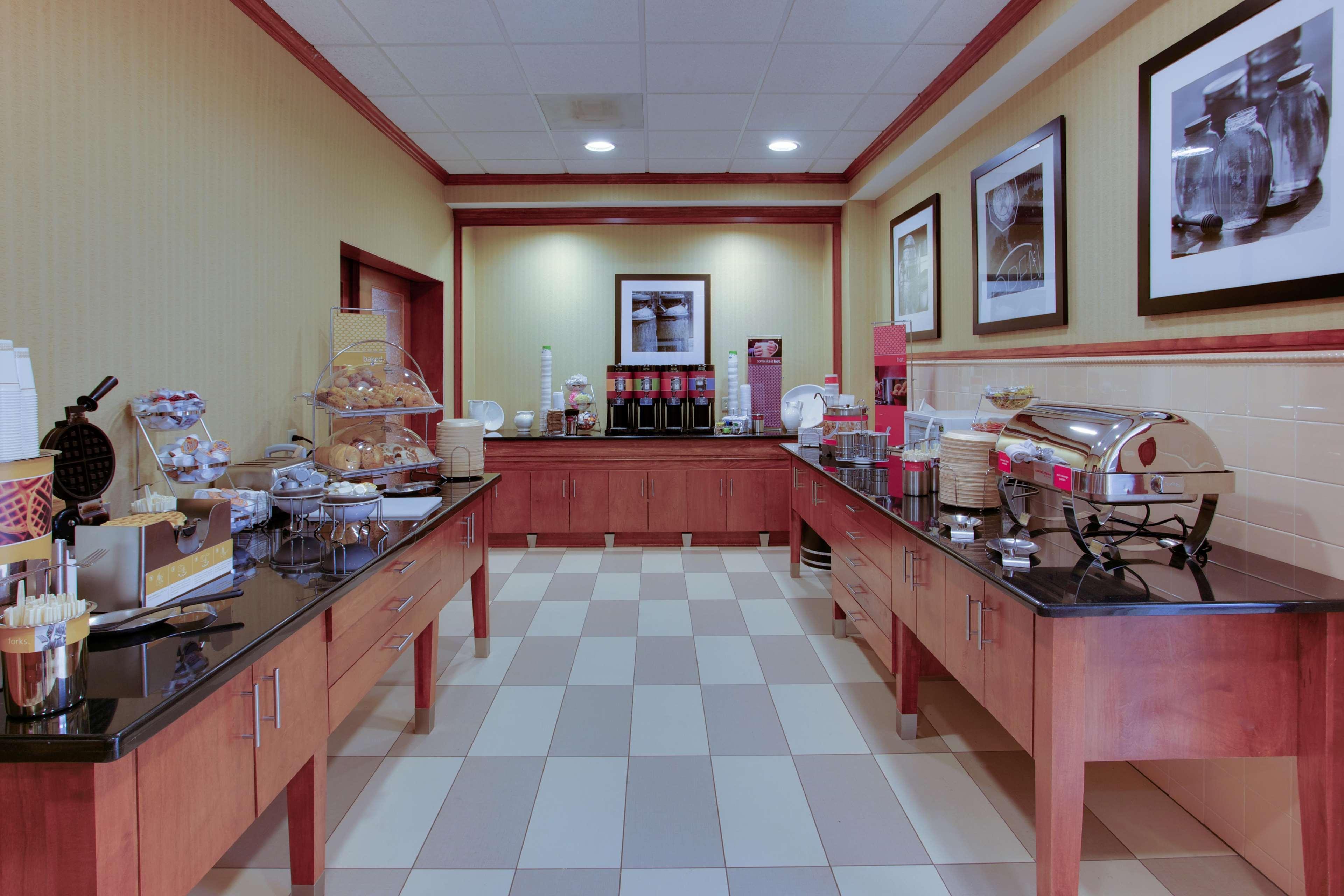 Hampton Inn Emporia Luaran gambar