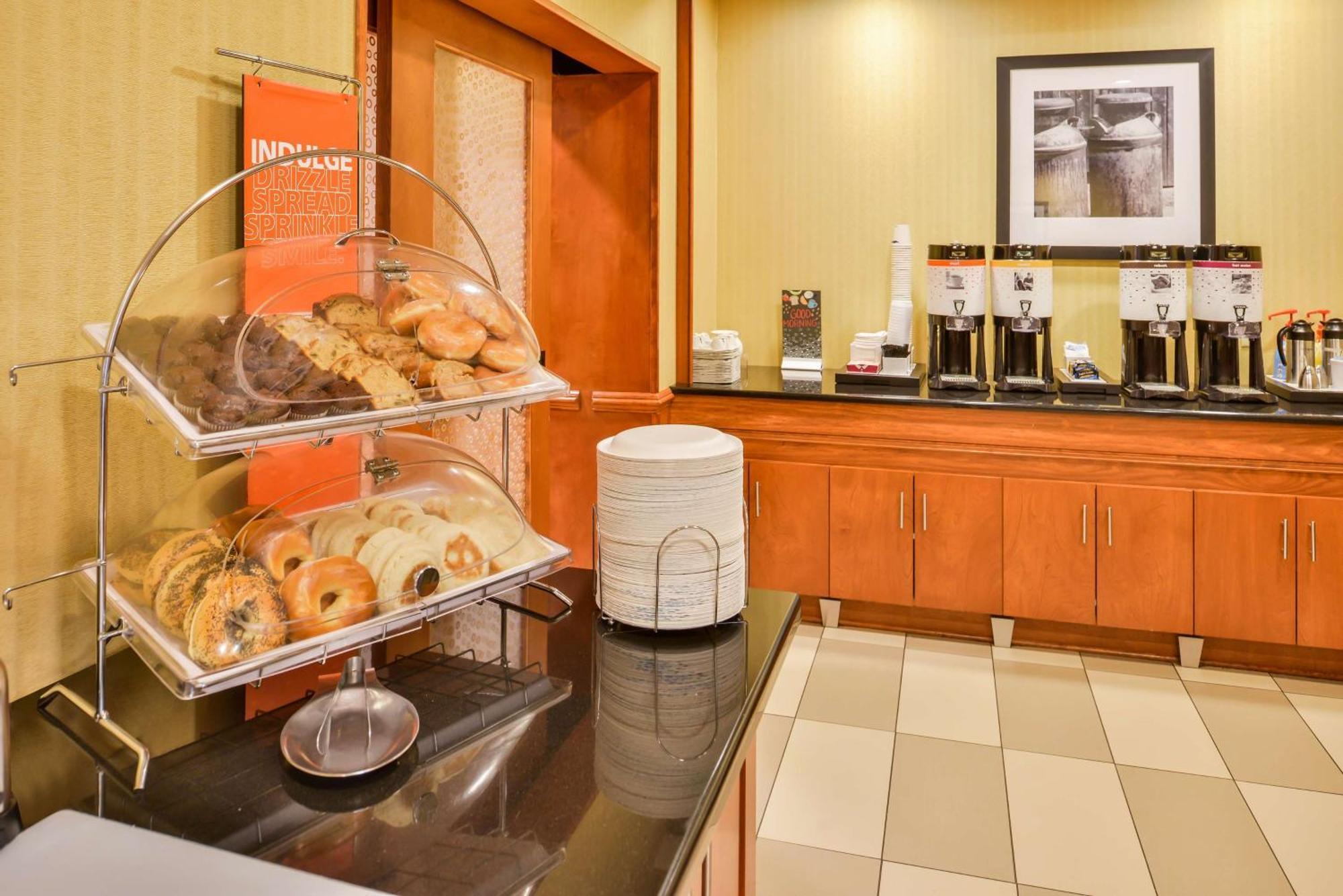 Hampton Inn Emporia Luaran gambar